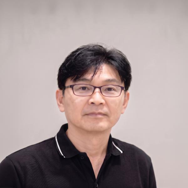 Headshot of Seokbeom Kim.